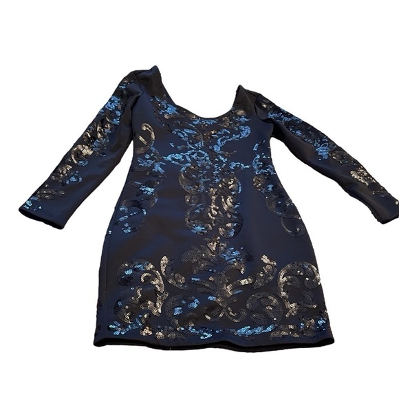 Black Mini dress bodycon with sequins long sleeves Size Medium - NWOT - Picture 1 of 9